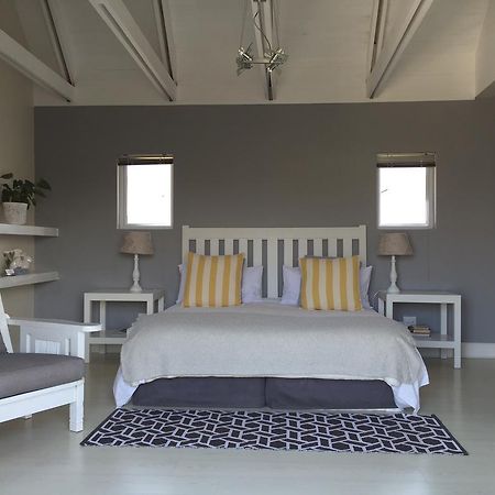 Sea Breeze Beach House Плеттенберг-Бей Экстерьер фото