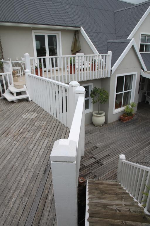 Sea Breeze Beach House Плеттенберг-Бей Экстерьер фото