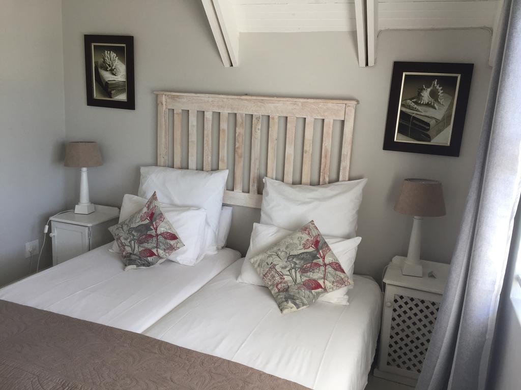 Sea Breeze Beach House Плеттенберг-Бей Экстерьер фото