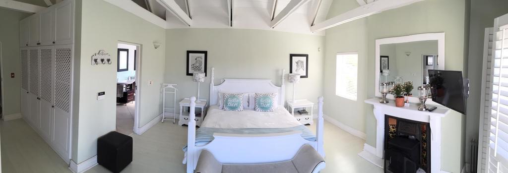 Sea Breeze Beach House Плеттенберг-Бей Экстерьер фото